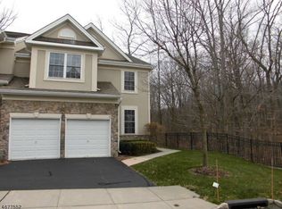 2 Glattly Dr, Denville, NJ 07834