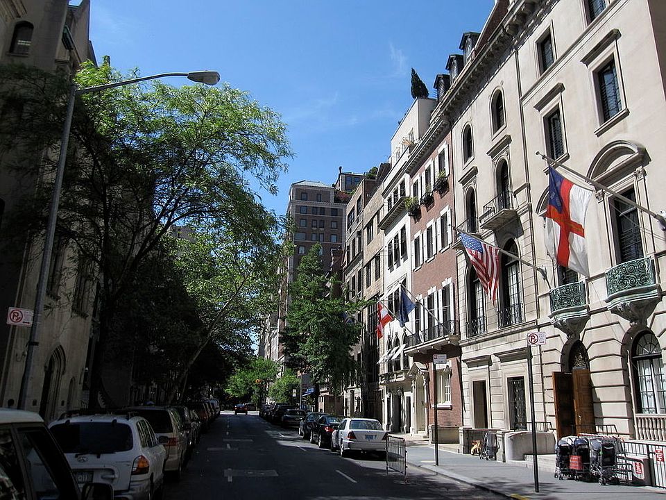 1st image of 770 Madison Ave