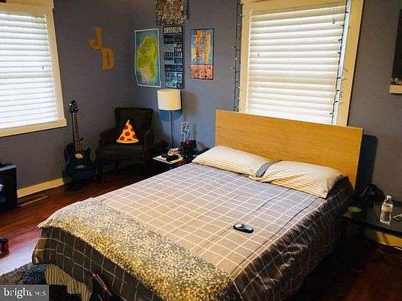 5th image of 1632 Honeysuckle Dr