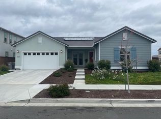 2209 Banks Dr, Woodland, CA 95776