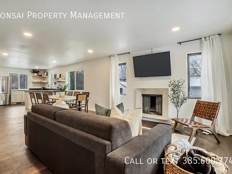 7705 S Lincoln St #1 — Photo 3