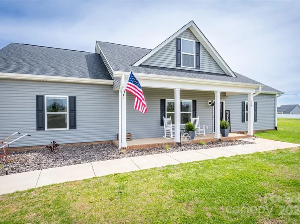 258 Laurel Ridge Dr, Lincolnton, NC 28092