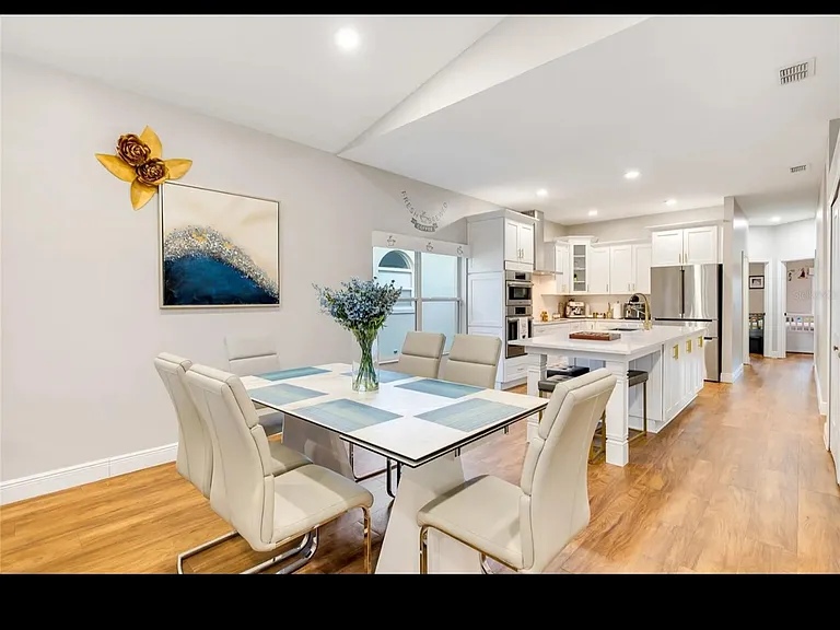2707 Scarborough Dr — Photo 11