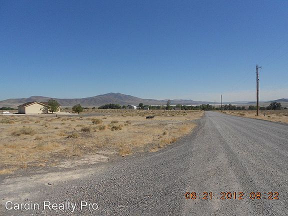 5th image of 1825 Highland Dr
