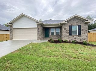 405 Sparrow Rd, Jacksonville, AR 72076