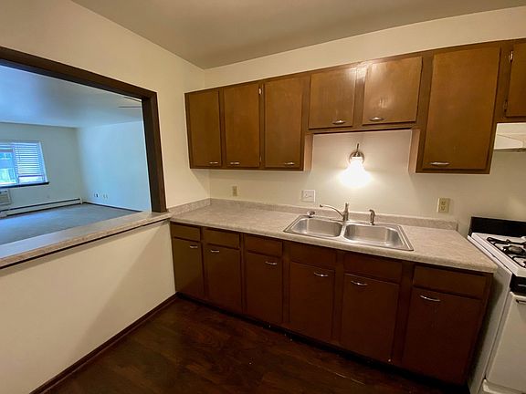 3rd image of 2637 N Frederick Ave APT 202