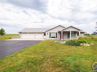 3000 SW Carlson Rd, Topeka, KS 66614