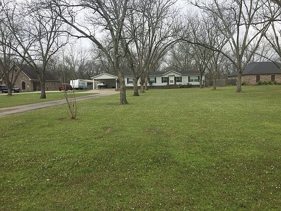 2nd image of 114 Brook Orchard Blvd