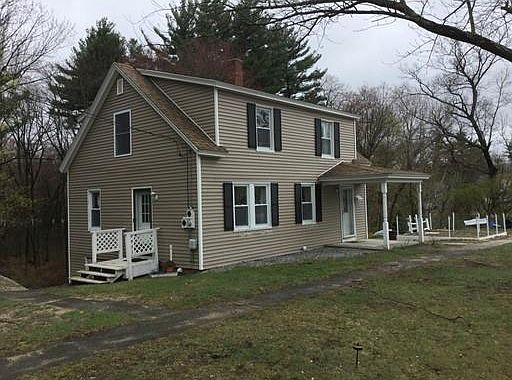 3rd image of 19 Oakwood St
