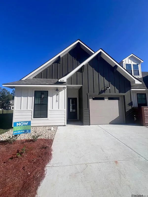 2 bed, 2.0 bath, 1101 sqft, $2,029 — Photo 1