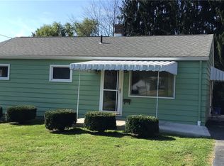 422 Patton Ave, Farrell, PA 16121