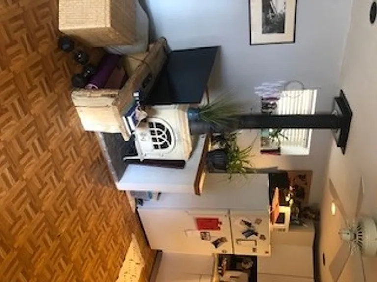 705 S River St — Photo 11