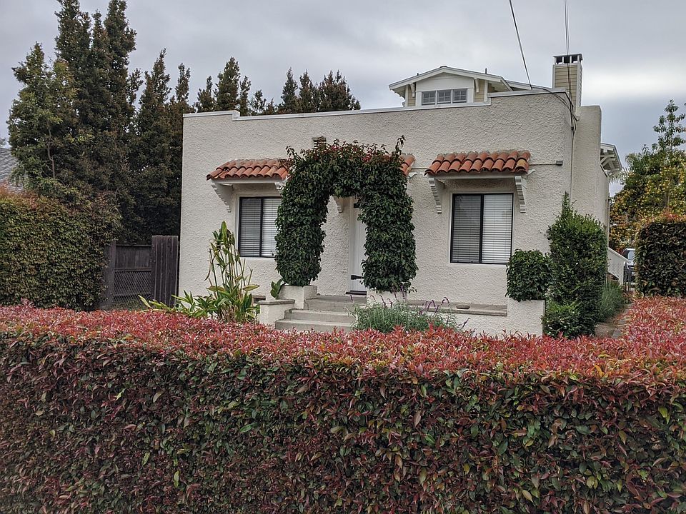 1st image of 314 W Pedregosa St #A