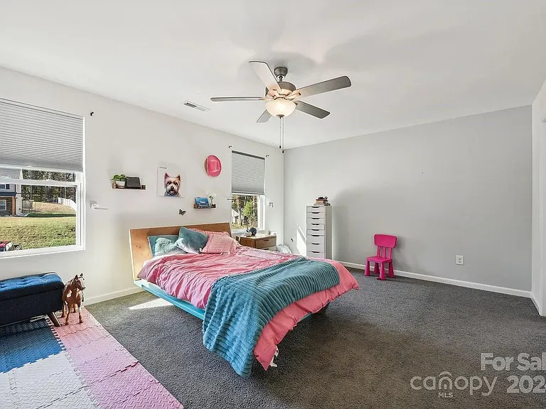 7608 Denbur Dr — Photo 8