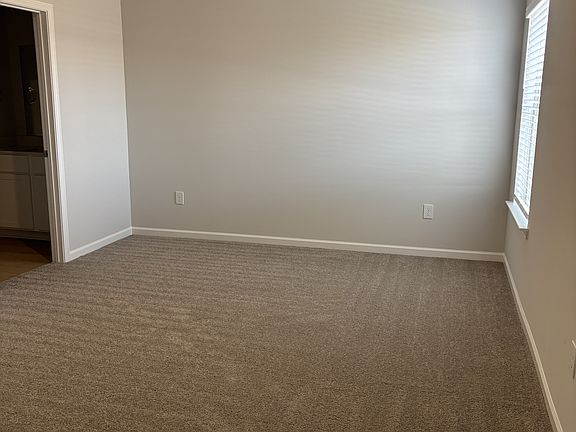 4th image of 127 Havner Dr