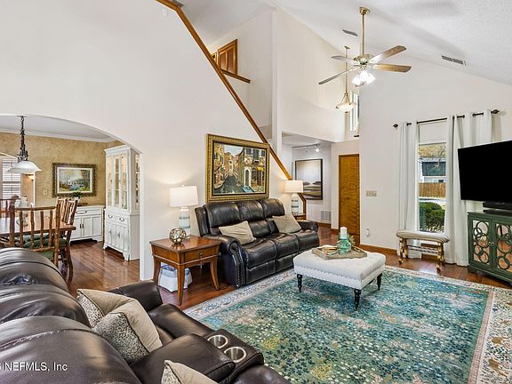5th image of 12917 JULINGTON Road
