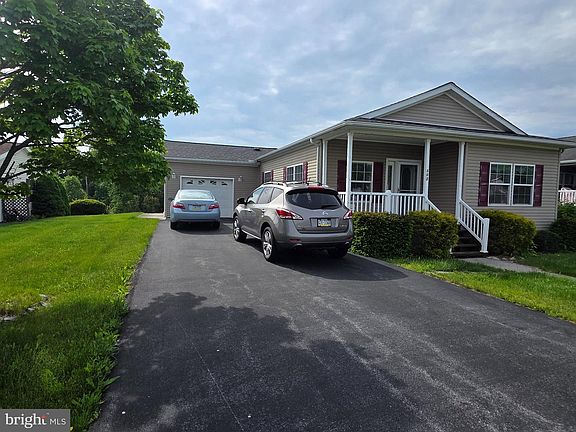 2nd image of 502 Falcon Dr