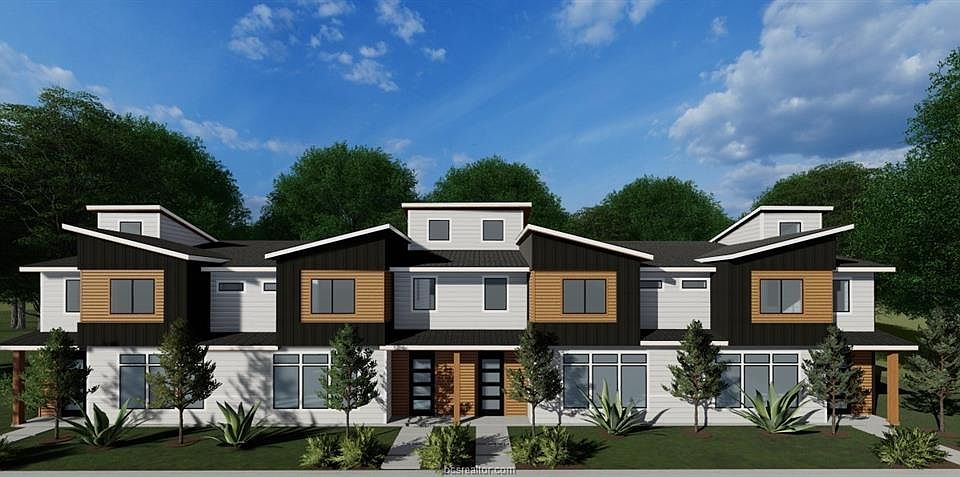 1st image of 214 Lynn Dr #D
