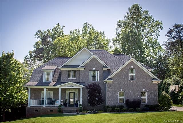 1st image of 128 Cedar Woods Dr