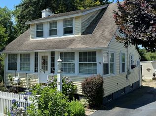 15 Riverview Rd, Westbrook, CT 06498