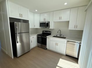 565 W Chase Ave APT 22, El Cajon, CA 92020