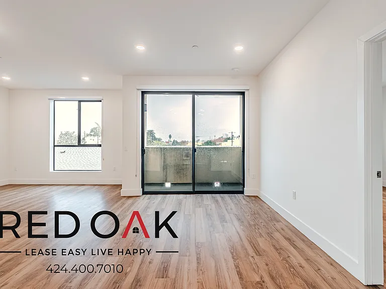 5727 La Mirada Ave #309 — Photo 5