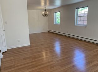 512 Stidman Dr, Springfield, PA 19064
