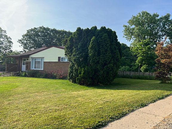 2nd image of 1016 Boynton Dr