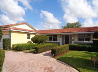 5001 Roosevelt St #1, Hollywood, FL 33021