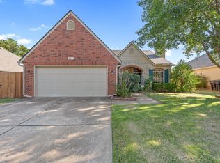 4805 W Commercial St, Broken Arrow, OK 74012