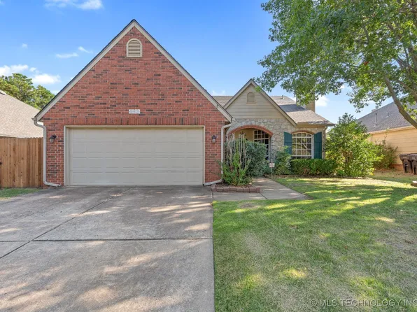 4805 W Commercial St, Broken Arrow, OK 74012