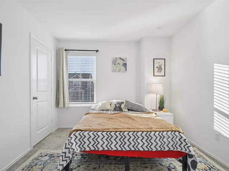 857 Powell St — Photo 15