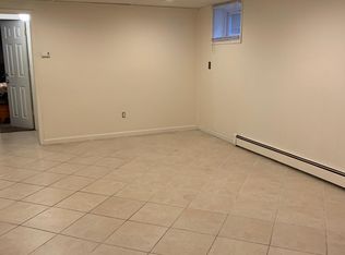 54 Melville Rd, Farmingdale, NY 11735