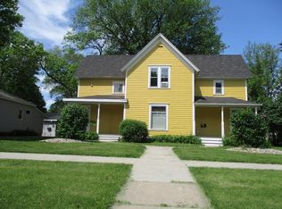 825 8th Ave, Brookings, SD 57006