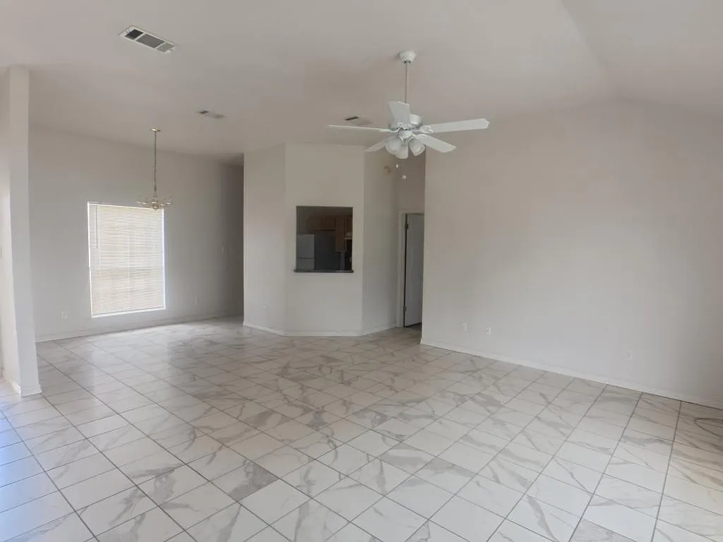 4908 Topsey Dr — Photo 2