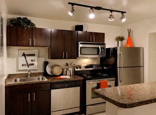 955 S Columbus St #2-616, Arlington, VA 22204