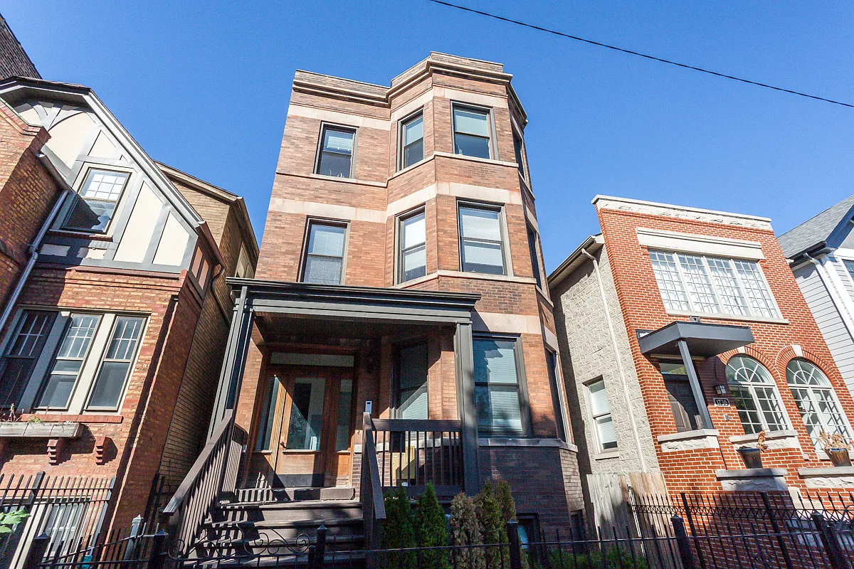 3 bed, 1400 sqft, $3,150 — Photo 1