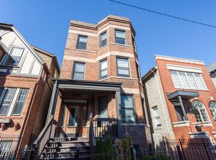 1740 W Henderson St APT 3, Chicago, IL 60657