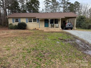 520 Moore St, Wadesboro, NC 28170
