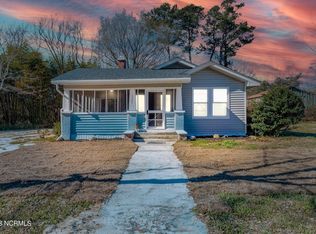 1527 Riggs Rd, Maysville, NC 28555