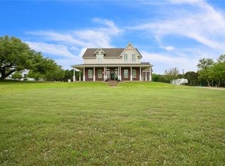 225 Whitetail Creek Dr, China Spring, TX 76633