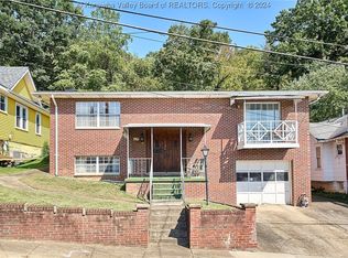 1118 Beech Ave, Charleston, WV 25302