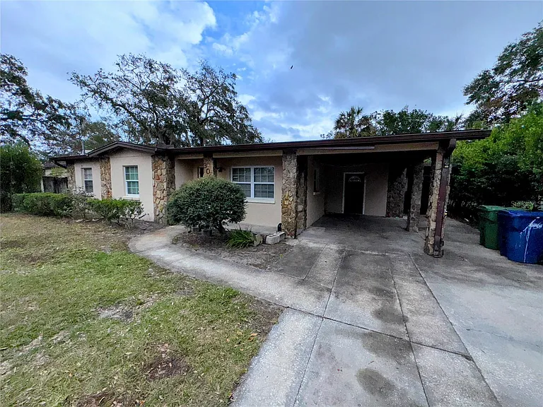 3011 E Flora St — Photo 3