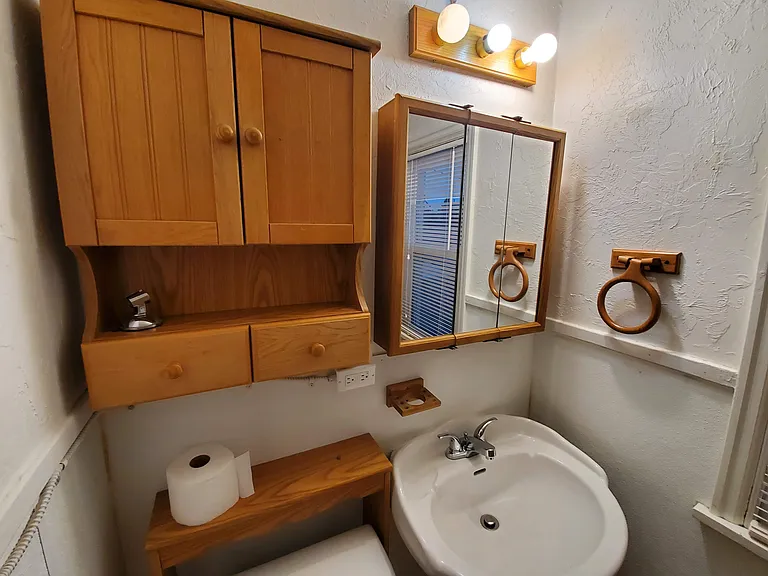 Upstairs bathroom