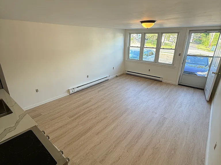 47 Jericho Rd #2 — Photo 2
