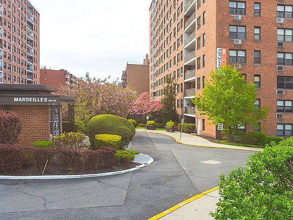 4th image of 9801 67th Ave APT 3C