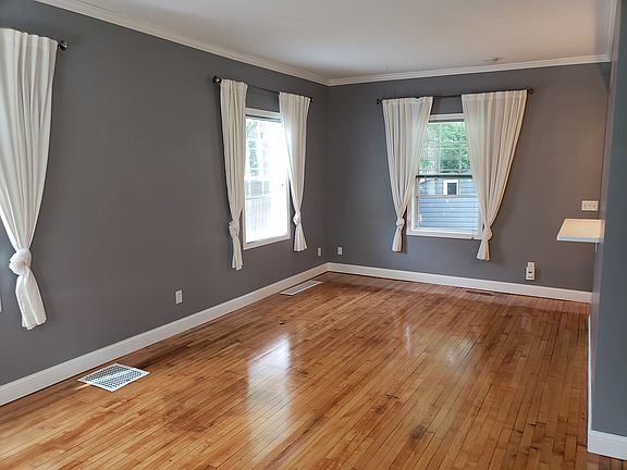 3rd image of 3044 Natchez Ave S