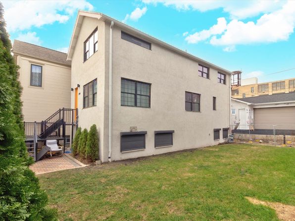 2104 S May St, Chicago, IL 60608