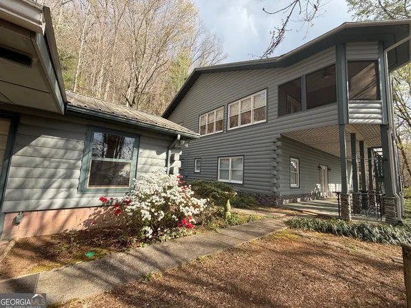 42 Gobbler Ln, Clayton, GA 30525
