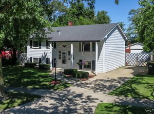 10 Apache Dr, Thornton, IL 60476